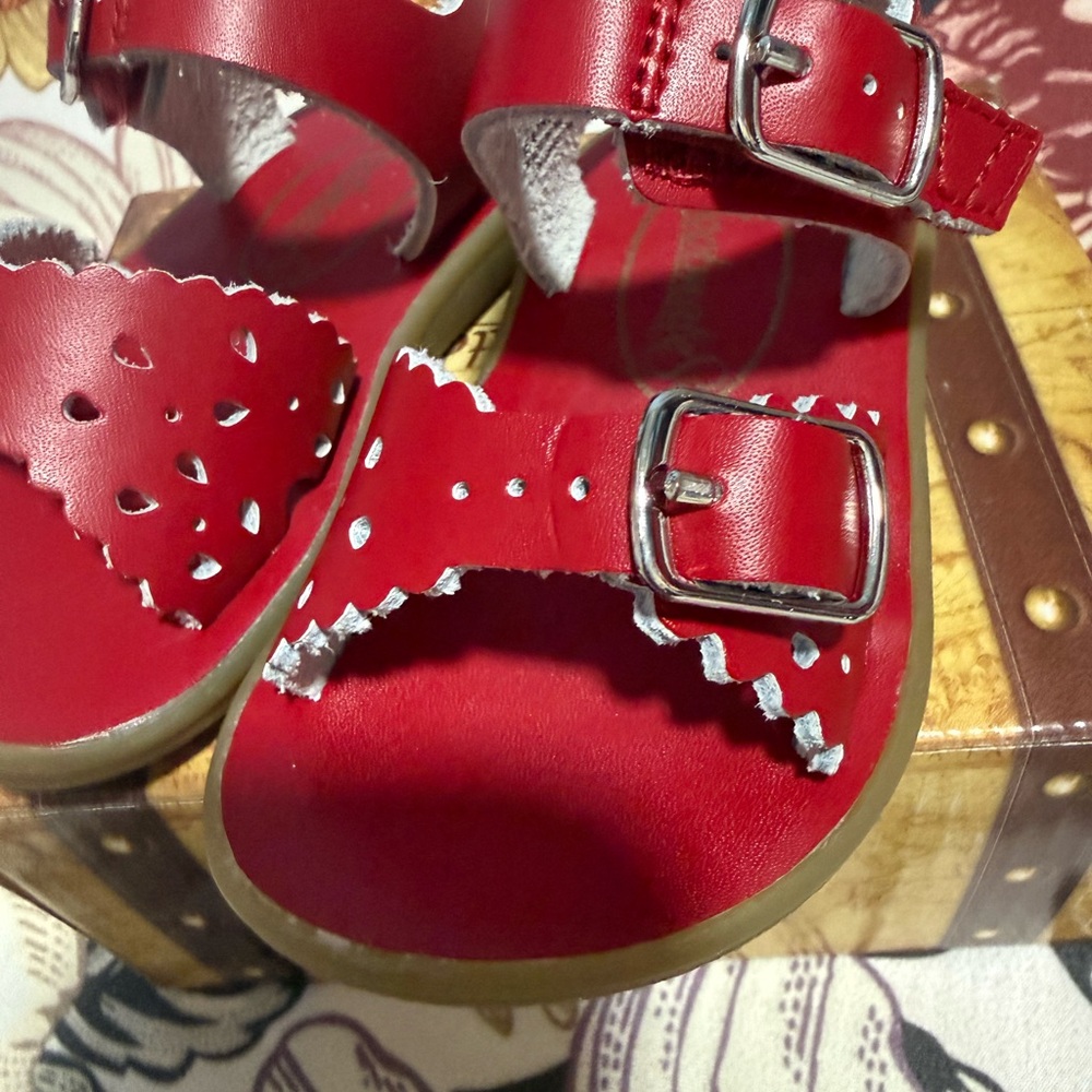 Red Toddler Girl Sandals with Buckle Straps - Picture 4 of 4